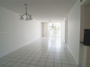 7832 Collins Ave 403, Miami Beach FL 33141