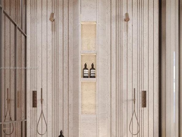 320 W Dilido Dr, Miami Beach FL 33139