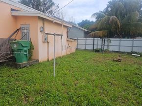 Undisclosed Address #A11881076, Miramar FL 33023