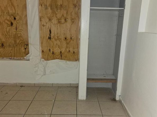 Undisclosed Address #A11881076, Miramar FL 33023