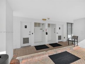 Undisclosed Address #A11982385, Miami Beach FL 33140