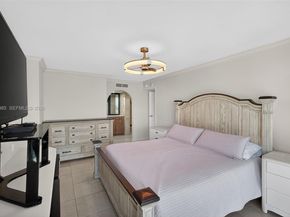 Undisclosed Address #A11982385, Miami Beach FL 33140