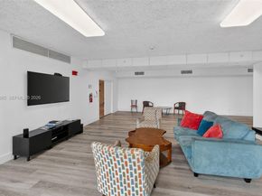 Undisclosed Address #A11982385, Miami Beach FL 33140