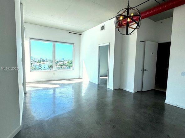 10 SW South River Dr 811, Miami FL 33130