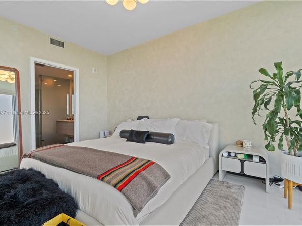 2900 NE 7th Ave 3107, Miami FL 33137
