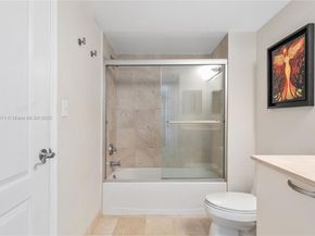 2101 Brickell Ave 2409, Miami FL 33129