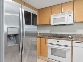 2101 Brickell Ave 2409, Miami FL 33129
