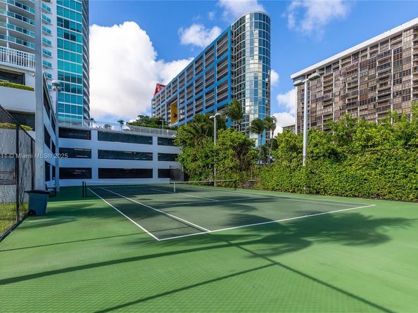 2101 Brickell Ave 2409, Miami FL 33129