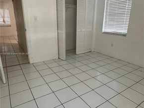 2138 SW 6th St 102, Miami FL 33135