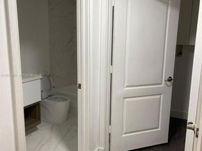 10750 NW 66th St 411, Doral FL 33178