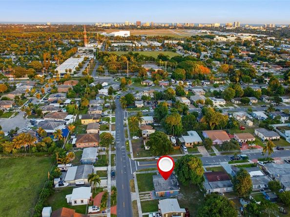 1589 NW 4th Ave, Pompano Beach FL 33060