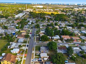 1589 NW 4th Ave, Pompano Beach FL 33060