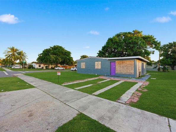 1589 NW 4th Ave, Pompano Beach FL 33060