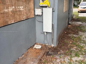 1589 NW 4th Ave, Pompano Beach FL 33060