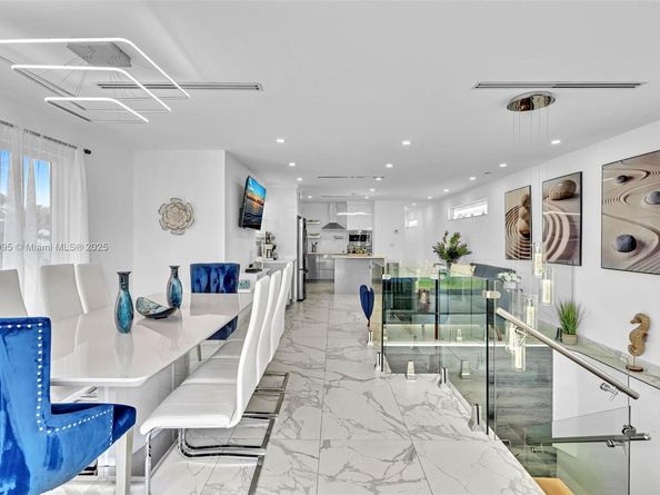 320 Missouri St, Hollywood FL 33019