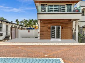 320 Missouri St, Hollywood FL 33019