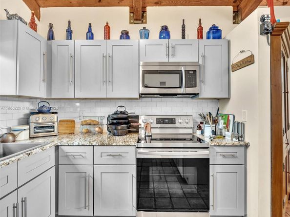 11306 SW 114 Cir Ter, Miami FL 33176