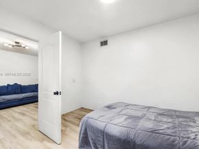 3700 N 56th Ave 1012, Hollywood FL 33021