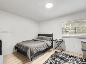 3700 N 56th Ave 1012, Hollywood FL 33021