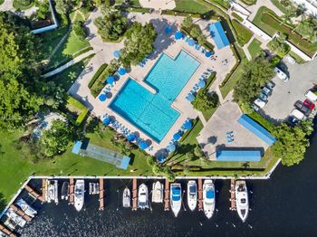 600 Three Islands Blvd