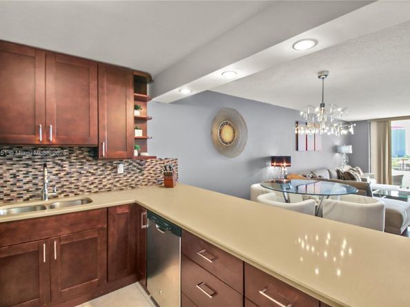 600 Three Islands Blvd 920, Hallandale Beach FL 33009