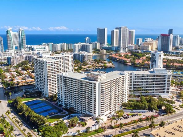 600 Three Islands Blvd 920, Hallandale Beach FL 33009