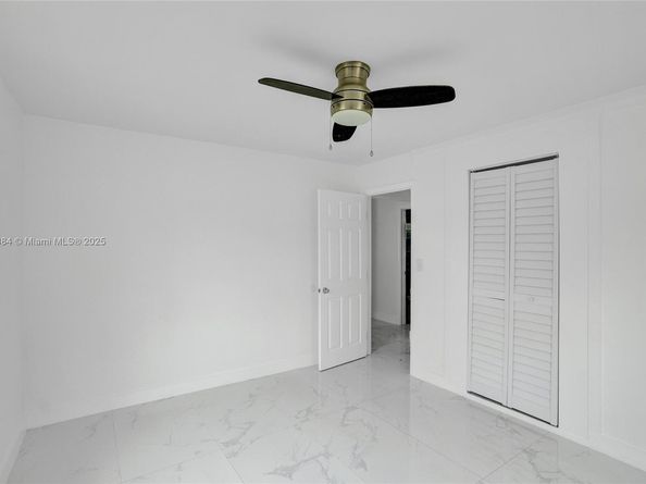 265 NW 135th St, North Miami FL 33168