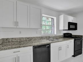 265 NW 135th St, North Miami FL 33168