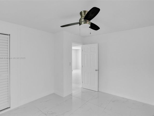 265 NW 135th St, North Miami FL 33168