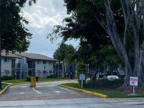 7030 NW 179th St 205, Hialeah FL 33015