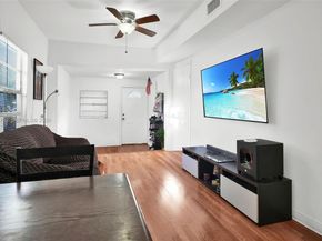 2104 NW 1St Ter, Miami FL 33125