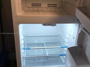 26 Diplomat Pkwy 2215, Hallandale Beach FL 33009