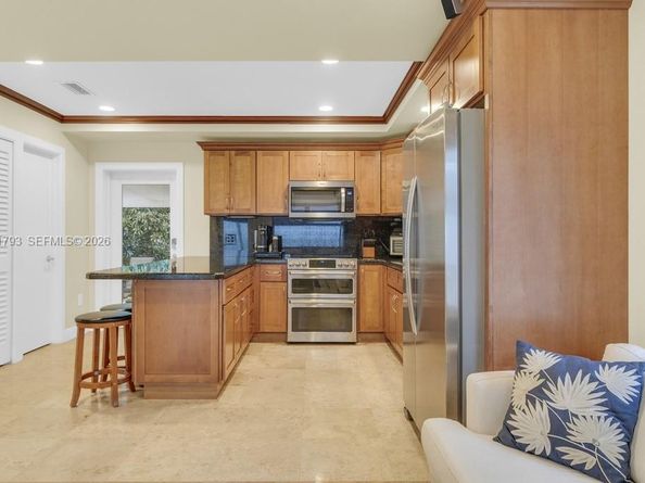 3655 SW 17th St, Miami FL 33145