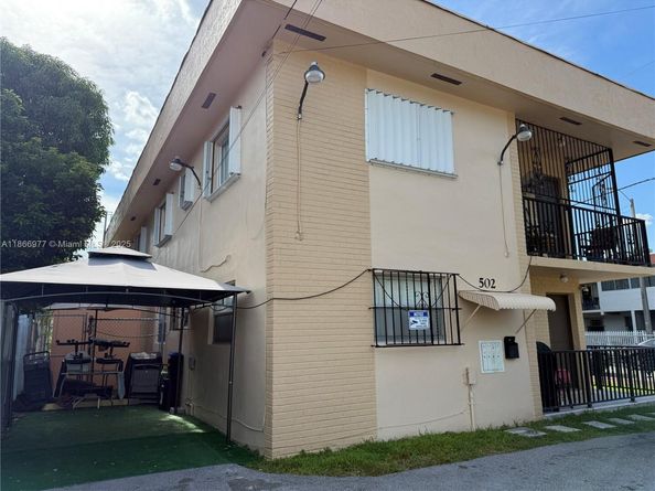 502 SW 13th Ave, Miami FL 33135