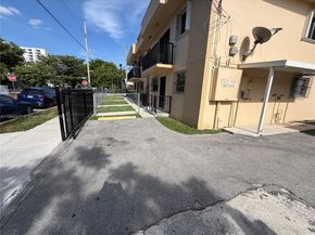 502 SW 13th Ave, Miami FL 33135