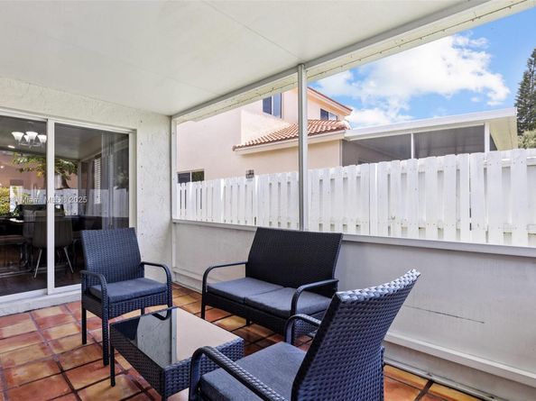 1485 Mira Vista Cir, Weston FL 33327