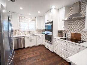 50 NW 128th Ave, Plantation FL 33325