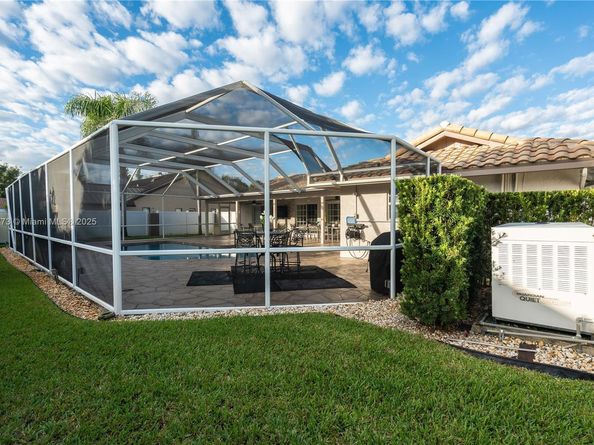 50 NW 128th Ave, Plantation FL 33325