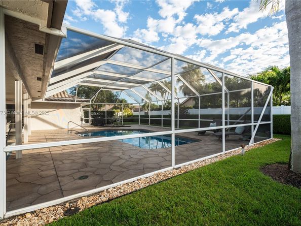 50 NW 128th Ave, Plantation FL 33325