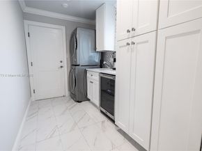 50 NW 128th Ave, Plantation FL 33325