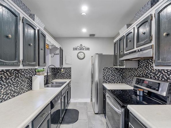 85 NE 171st Ter, North Miami Beach FL 33162
