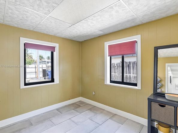 85 NE 171st Ter, North Miami Beach FL 33162