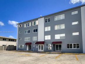 1060 Crystal Lake Dr 401, Deerfield Beach FL 33064