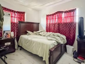 1060 Crystal Lake Dr 401, Deerfield Beach FL 33064