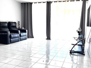 1670 NE 191st St 4033, Miami FL 33179