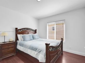 211 Cameron Ct, Weston FL 33326