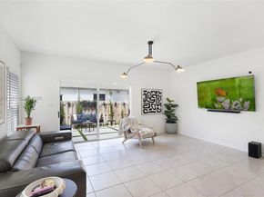 357 NE 1st Dr, Florida City FL 33034