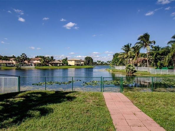 14129 SW 31st St, Miramar FL 33027