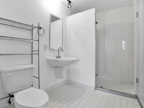 10 SW South River Dr 1109, Miami FL 33130