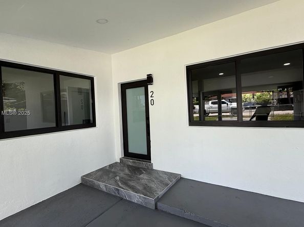 20 NW 197th St, Miami Gardens FL 33169